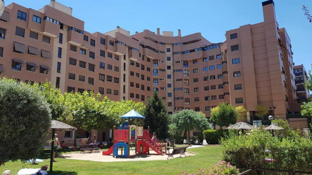 Residencial En Madrid Alquiler De Corta Estancia No Turistico Exterior photo